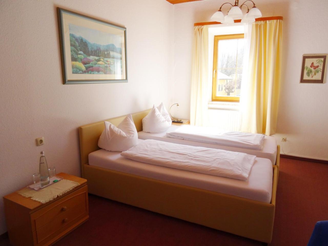 Hotel Gasthof Forelle Siegsdorf Εξωτερικό φωτογραφία